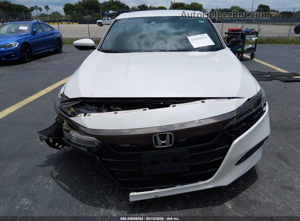 1HGCV1F33KA082181 2019 HONDA ACCORD White Dashboard view