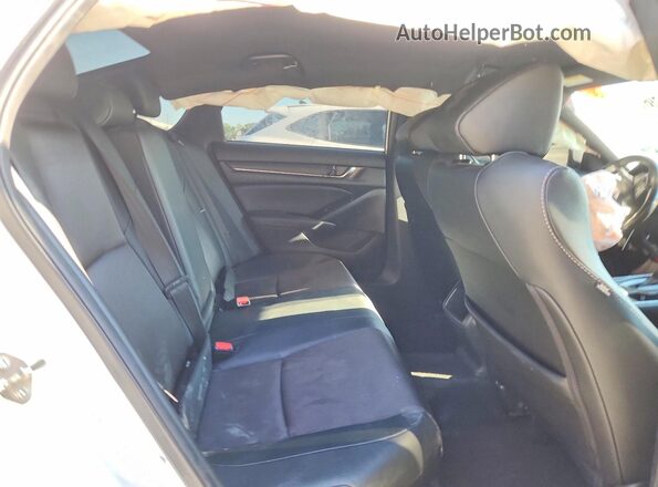 1HGCV1F35KA160699 2019 HONDA ACCORD Белый Вид задних сидений
