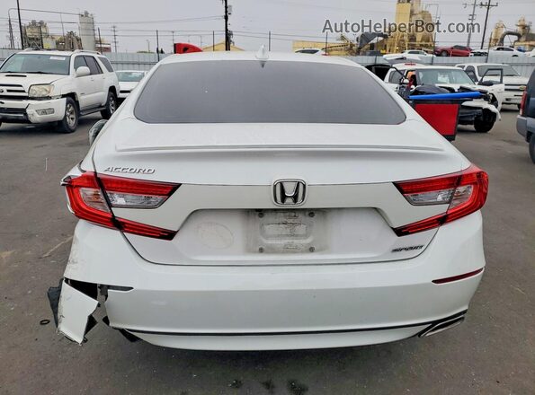 1HGCV1F38JA048154 2018 HONDA ACCORD White Widok z tyłu