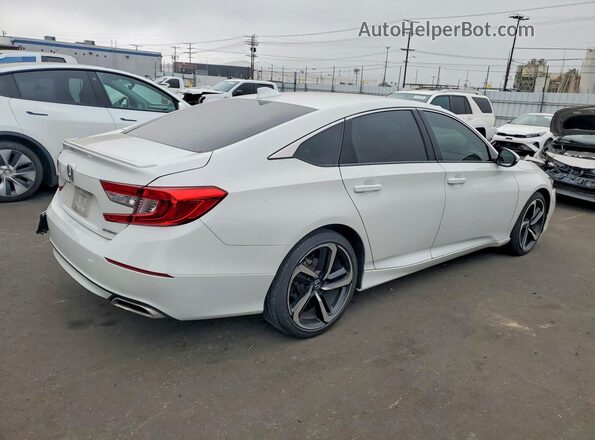 1HGCV1F38JA048154 2018 HONDA ACCORD White Tył prawy