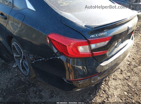 1HGCV1F3XJA029976 2018 HONDA ACCORD Черный Вид спереди