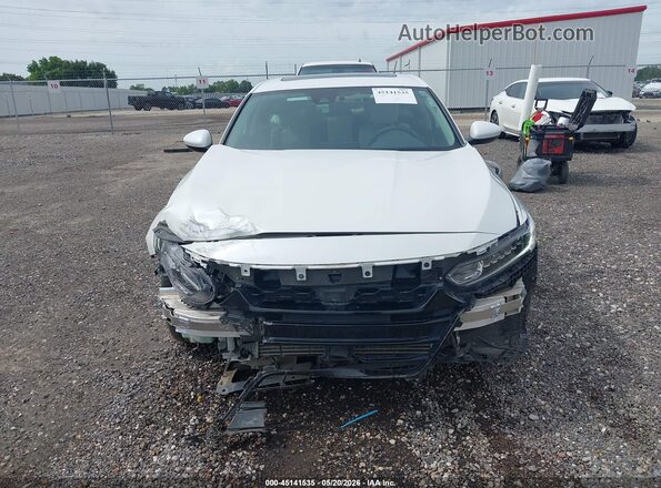 1HGCV1F42JA213947 2018 HONDA ACCORD White Front view