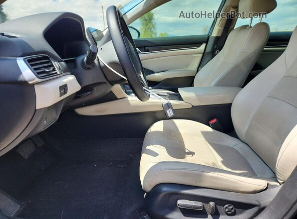 1HGCV1F52JA031819 2018 HONDA ACCORD Черный Вид салона спереди