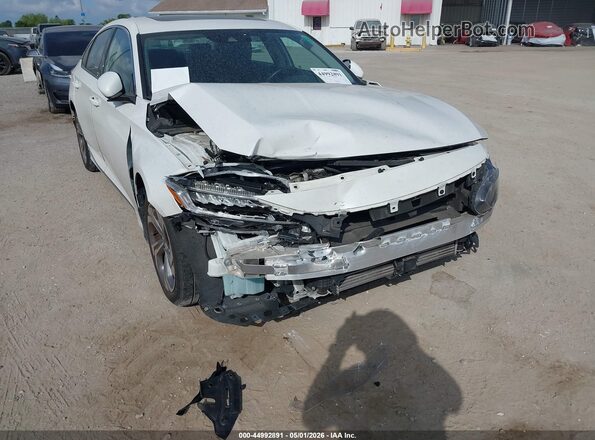 1HGCV1F55KA057445 2019 HONDA ACCORD Белый Вид спереди