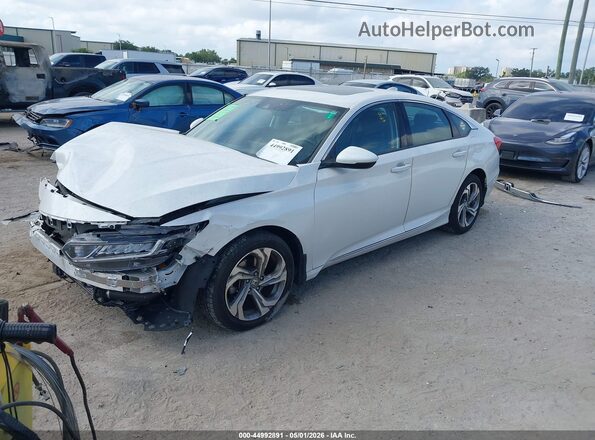 1HGCV1F55KA057445 2019 HONDA ACCORD Белый Передняя левая четверть