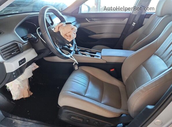 1HGCV1F63JA115463 2018 HONDA ACCORD Silver Front interior view