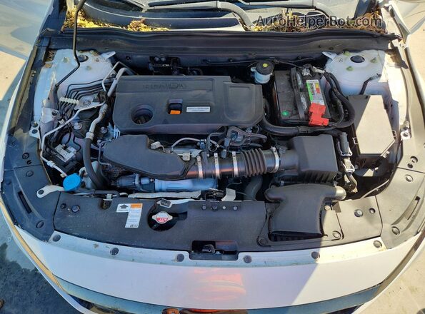 1HGCV2F36KA034678 2019 HONDA ACCORD White Vista interior trasera