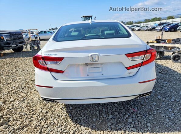 1HGCV2F51JA011311 2018 HONDA ACCORD White Widok z tyłu