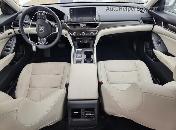1HGCV2F51JA011311 2018 HONDA ACCORD White Widok deski rozdzielczej