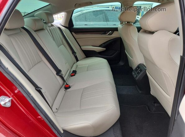 1HGCV2F90MA015907 2021 HONDA ACCORD Red Widok tylnych siedzeń