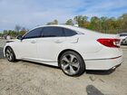 2019 Honda Accord Touring White vin: 1HGCV2F92KA036089
