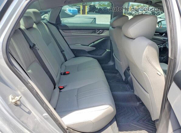 1HGCV2F94KA024896 2019 HONDA ACCORD Silver Вид задніх сидінь