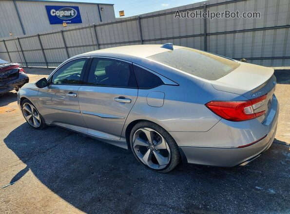 1HGCV2F97JA017486 2018 HONDA ACCORD Серебряный Задняя левая четверть