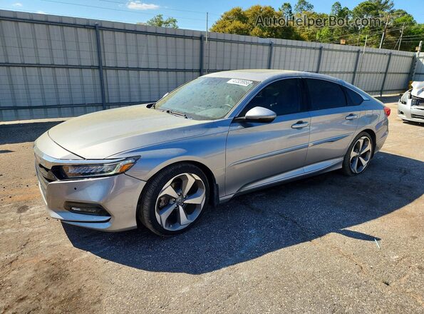 1HGCV2F97JA017486 2018 HONDA ACCORD Серебряный Передняя левая четверть