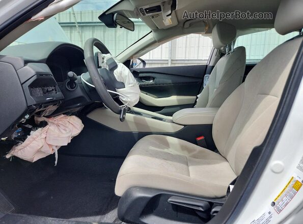 1HGCY1F26PA011336 2023 HONDA ACCORD Белый Вид салона спереди