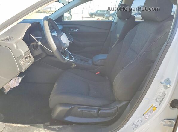 1HGCY1F28PA011368 2023 HONDA ACCORD Белый Вид салона спереди