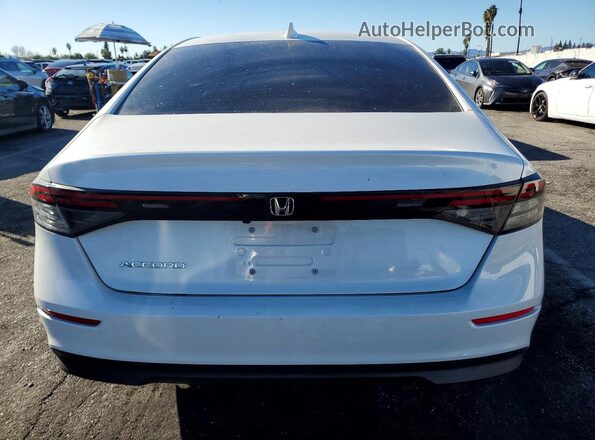 1HGCY1F28RA074635 2024 HONDA ACCORD White Вид ззаду