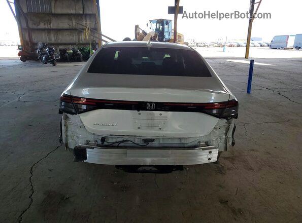 1HGCY1F28SA026185 2025 HONDA ACCORD White Widok z tyłu