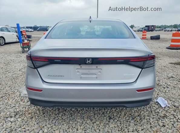 1HGCY1F33RA044127 2024 HONDA ACCORD Silver Widok z tyłu