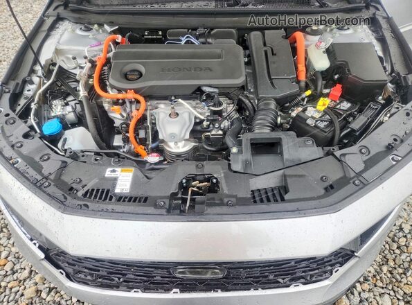 1HGCY2F54SA076999 2025 HONDA ACCORD Серебряный Вид задней части салона