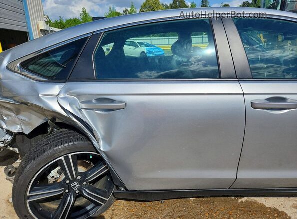 1HGCY2F5XRA063961 2024 HONDA ACCORD Silver Widok tylnych siedzeń