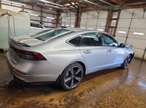 1HGCY2F5XSA043876 2025 HONDA ACCORD Серебряный Задняя правая четверть
