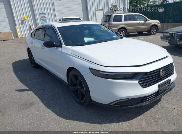 1HGCY2F70PA044978 2023 HONDA ACCORD HYBRID Белый Передняя правая четверть