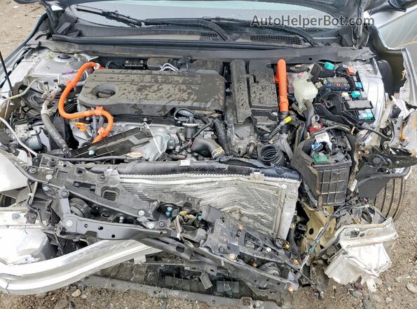 1HGCY2F77SA059244 2025 HONDA ACCORD Silver Rear interior view