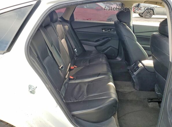 1HGCY2F80RA028405 2024 HONDA ACCORD White Вид задніх сидінь