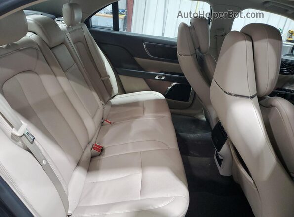 1LN6L9TP1J5605840 2018 LINCOLN CONTINENTA Черный Вид задних сидений