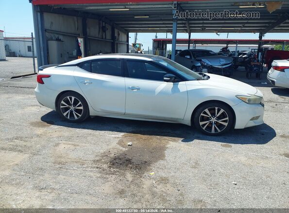 1N4AA6AP2GC406781 2016 NISSAN MAXIMA White Widok wnętrza z tyłu