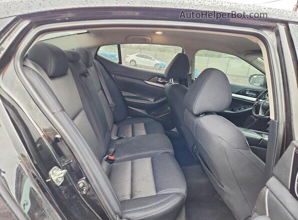 1N4AA6AP2HC398313 2017 NISSAN MAXIMA Черный Вид задних сидений