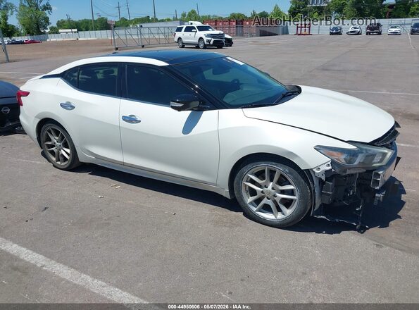 1N4AA6AP2HC423887 2017 NISSAN MAXIMA White Widok wnętrza z tyłu