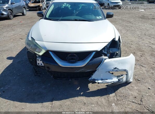 1N4AA6AP2HC449731 2017 NISSAN MAXIMA White Widok z przodu