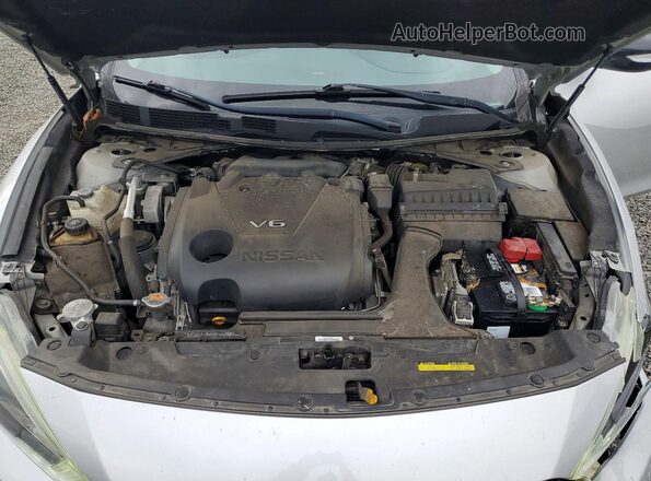 1N4AA6AP8GC419244 2016 NISSAN MAXIMA Silver Widok wnętrza z tyłu