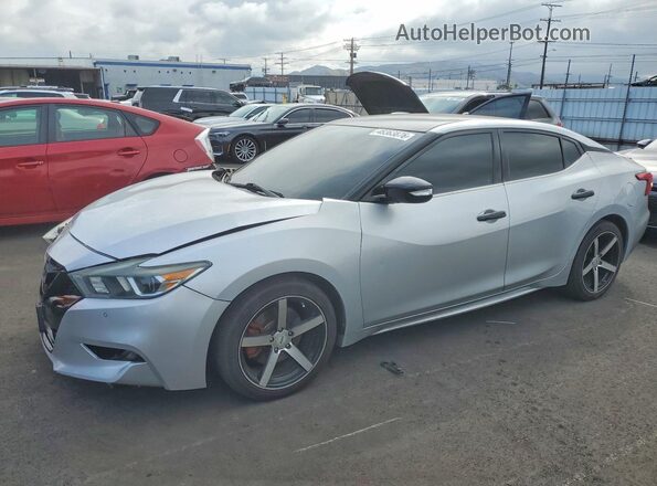 1N4AA6AP8JC385362 2018 NISSAN MAXIMA Silver Vista tres cuartos delantera izquierda