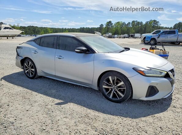 1N4AA6AV0KC366000 2019 NISSAN MAXIMA Silver Delantero derecho