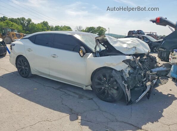 1N4AA6AV2KC382229 2019 NISSAN MAXIMA Белый Передняя правая четверть