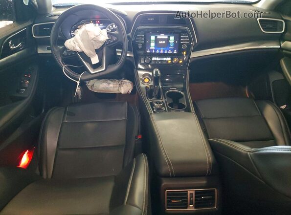 1N4AA6CV8LC383335 2020 NISSAN MAXIMA Серебряный Вид панели приборов