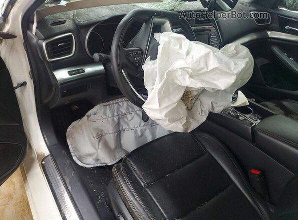 1N4AA6CVXPC509376 2023 NISSAN MAXIMA Белый Вид панели приборов