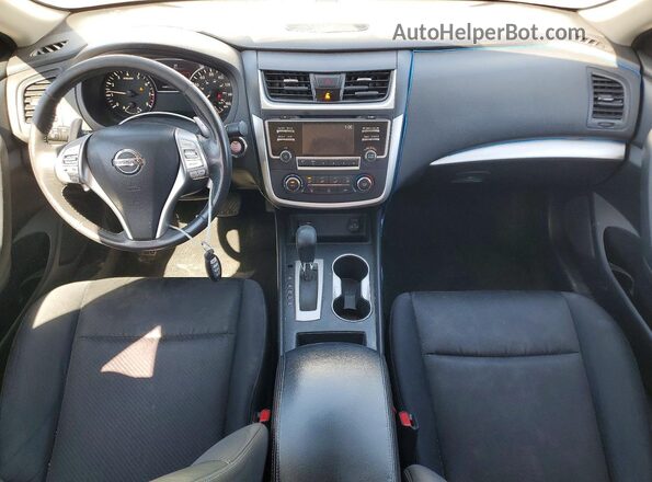 1N4AL3AP0GC269607 2016 NISSAN ALTIMA White Dashboard view