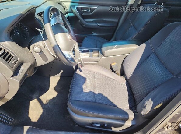 1N4AL3AP1GN366979 2016 NISSAN ALTIMA Gray Front interior view