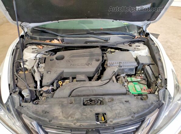 1N4AL3AP1HC183000 2017 NISSAN ALTIMA White Vista interior trasera