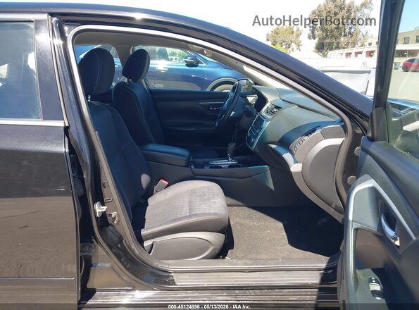 1N4AL3AP1JC474375 2018 NISSAN ALTIMA Black Front interior view