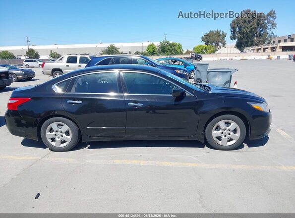 1N4AL3AP1JC474375 2018 NISSAN ALTIMA Black Rear interior view