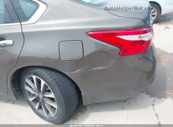 1N4AL3AP2GC125136 2016 NISSAN ALTIMA Brown Front view