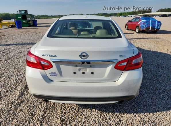 1N4AL3AP2GC146410 2016 NISSAN ALTIMA White Rear view