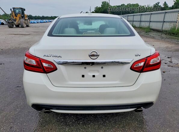 1N4AL3AP2GC152028 2016 NISSAN ALTIMA White Rear view