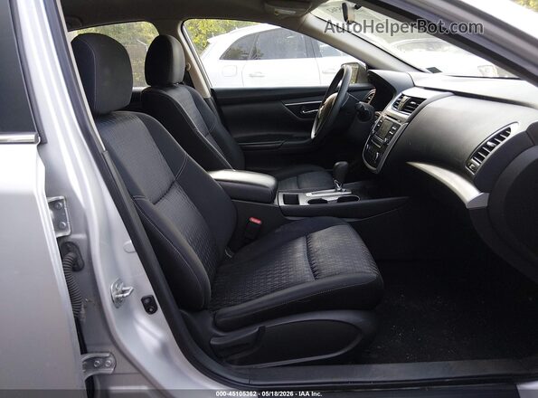 1N4AL3AP2GN348278 2016 NISSAN ALTIMA Silver Front interior view