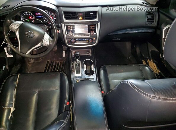 1N4AL3AP2HC140446 2017 NISSAN ALTIMA Черный Вид панели приборов